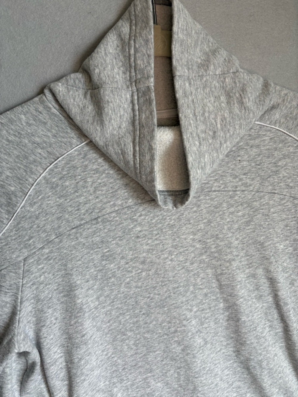 Under Armour Rival Fleece Light Funnel Neck Gray Pullover sz S Athleisure - Picture 2 of 9